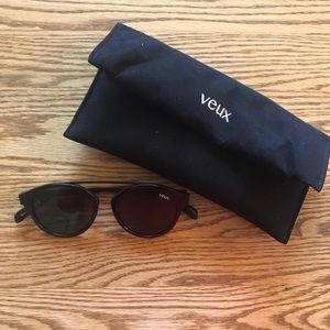Veux Black Sunglasses